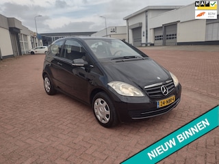 Mercedes-Benz A-klasse 160 BlueEFFICIENCY Business Class MOOIE AUTO BEL 0619590613 AIRCO HOGEN IN STAP APK 17-02-2027