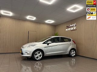 Ford Fiesta 1.25 Titanium * 77.763 km + NAP / Airco / LM Velgen / NL Auto *