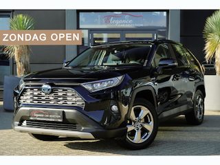 Toyota RAV4 2.5 Hybrid Active | 179 PK | Adaptieve cruise control | Achteruitrijcamera | LED koplampen | Trekhaak | Toyota RAV4 2.5 Hybrid Active met 2.5-liter 4-cilinder hybride motor, adaptieve cruise control, LED koplampen, achteruitrijcamera, parkeersensoren achter, automatische airconditioning, Apple/