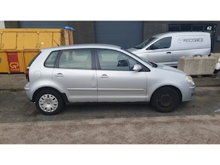 Volkswagen Polo 1.4-16V Optive