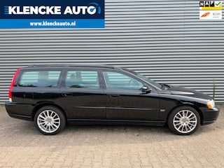 Volvo V70 2.5T Summum 209PK 268.694km Automaat Leer Navigatie Youngtimer Goed onderhouden 5-cilinder