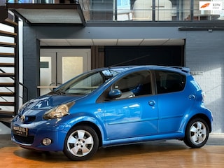 Toyota Aygo 1.0-12V Dynamic Blue