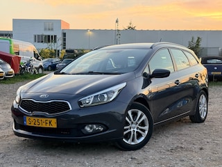 Kia Ceed Cee'd Sportswagon 1.6 GDI ComfortLine/ TREKHAAK