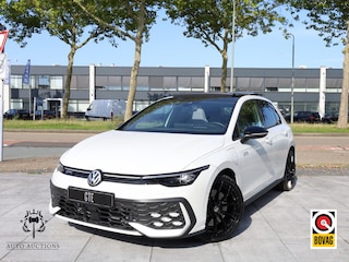 Volkswagen Golf GTE 1.5 eHybrid 272PK | Panodak | Leer |19"Inch | Black Style | Garantie 2031 | Head-up | Stoel Ventilatie | Memory |