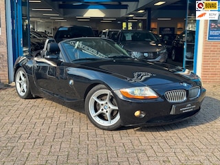 BMW Z4 Roadster 3.0i 2003 ZWART CABRIO AIRCO LM APK NAP!