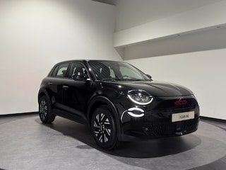 Fiat 600 e RED 54 kWh | Apple CarPlay - Android Auto | LED lampen voor & achter | Hill Hold