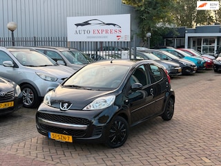 Peugeot 107 1.0-12V XS/ Automaat/Navi/Carplay//Nieuw Apk/3 Maanden Garantie