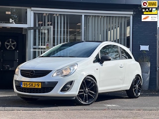 Opel Corsa 1.4-16V Color Edition ORG NL / AIRCO / NAVI / NAP