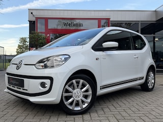 Volkswagen Up 1.0 *!* CLUB EDITION *!* AIRCO/ STOELVERWARMING/ 15 INCH *!*