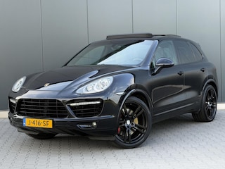 Porsche Cayenne 4.8 Turbo Pano - GTS Stoelen - Alcantara Hemel - Leder Dashboard