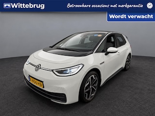 Volkswagen ID.3 First Plus 58 kWh / Navigatie / App connect / LED / Camera / Parkeersensoren V+A /