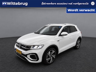 Volkswagen T-Roc 1.0 TSI R-Line / Digitaal dashboard / Navigatie  / App connect / Parkeersensoren V+A /