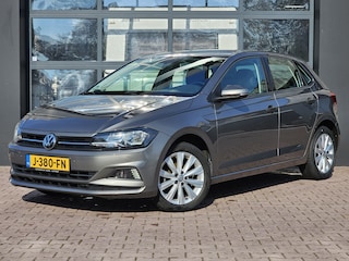 Volkswagen Polo 1.0 TSI Comfortline | Climatronic | App-connect | Stoelverwarming | Navi | Cruise | PDC | All-seasons |