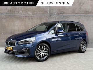BMW 2-serie Tourer 216i 7persoons Business Edition | Trekhaak | Head-UP | Cruise control | DAB+ | Elektr. Kofferklep |