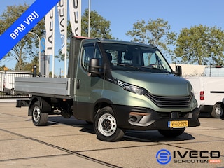 Iveco Daily 35S14H A8 2.3L 140pk | W4100 | Open laadbak | Automaat | Adaptive cruise Control | Camera | AppleCarPlay | Trekhaak