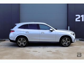 Mercedes-Benz GLC 300e 4MATIC AMG Line / Panoramadak / Memory Stoelen / Burmester Surround / Night Pakket / Trekhaak Wegklapbaar