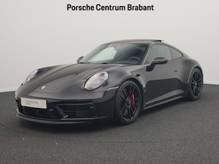 Porsche 911 Carrera 4 GTS