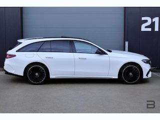 Mercedes-Benz Estate 300 de AMG Line / Panoramadak / Memory Stoelen / Hyperscreen / Keyless-Go / Luchtvering / Nappa Leder