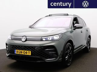 Volkswagen Tiguan 1.5 eHybrid R-Line Edition IQ light - Panoramaschuif-kanteldak - Head-updisplay - Trekhaak - 360 Camera - Stoelverwarming