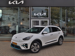 Kia Niro e-Niro DynamicPlusLine 64 kWh | Stoel-/ Stuurverwarming | Schuif-/ Kanteldak | Adaptieve Cruise Control | Tot 10Jr. Kia-Garantie |