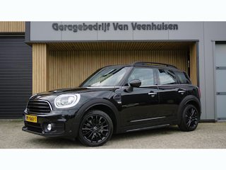 Mini Countryman 1.5 136pk Cooper *Black Optik* Pano.Dak Leder H&K 17inch LM LED Navi *NL auto*