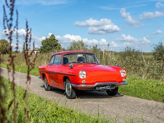 Renault Caravelle cabriolet .