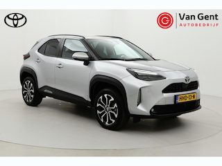 Toyota Yaris Cross 1.5 Hybrid 115 First Edition | Dodehoek detectie | Stoel-/stuurverwarming | Verwarmbare voorruit | BearLock | Adaptive Cruise | Parkeersensoren voor/achter | Apple Carplay / Android Auto | Keyless | 17 inch