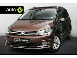 Volkswagen Touran 1.2 TSI Highline 7p / Panorama / Adaptive cruise / Leder