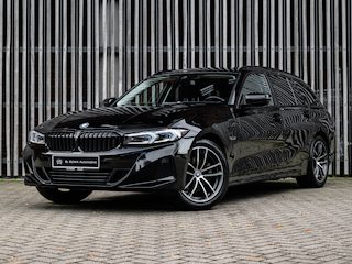 BMW 3-serie Touring 320e LCi |Keyless|LED|HUD|Trekhaak|Camera|18''|MemoryStoel|DAB+|Stoelverwarming|PrivacyGlas|DEALER ONDH.|