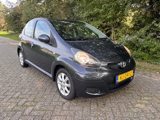 Toyota Aygo 1.0 VVT-i 5-Drs *Airco* NW APK