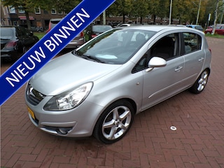 Opel Corsa 1.4-16V Business Sport