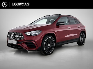 Mercedes-Benz GLA 250 e 140 Year Edition | Plus pakket | Nightpakket | Parkeerpakket | Trekhaak | Panoramaschuifdak | 20” multispaaks lichtmetalen velgen | Warmtewerend, donkergetint glas |