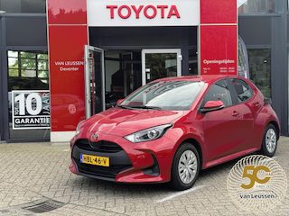 Toyota Yaris 1.5 Hybrid 115 TREKHAAK ADAPTIEVE CRUISECONTROL PARKEERCAMERA