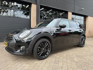 Mini Clubman 1.5 Cooper Business Edition H&K Pano Leder Stoelverwarming