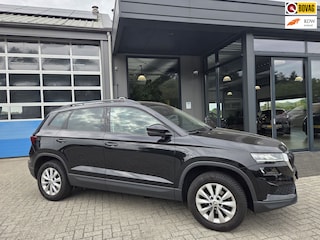 Skoda Karoq 1.0 TSI Business Edition *Navi/telefoon, * PDC.