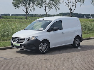 Mercedes-Benz Citan 51kWh L1H1 Cruise control, Airco, Pdc, Carplay, Navi, Camera, Climate control, 51kWh, 290Km WLTP, Camera, 75kw-Snelladen, 3-Zits, Mbux, Trekhaak