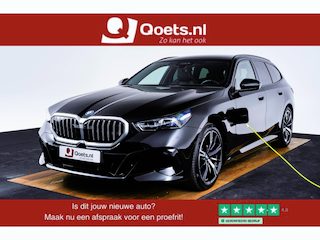 BMW 5-serie Touring 530e M Sport Edition Panoramadak - Driving Assistant Professional - Stoelventilatie - Getinte Ruiten - Stoelverwarming voor/achter - Comfort Access - Parking Assistant Plus - Harman Kardon -
