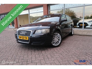Audi A3 1.6 Ambiente Airco Cruise control