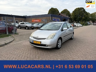 Toyota Prius 1.5 VVT-i Business Edition TREKHAAK 2X SLEUTEL + BOEKJES!