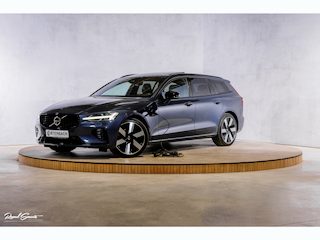 Volvo V60 2.0 T8 Plug-in hybrid AWD Ultra Dark | Panoramadak | Adaptieve cruise | Harman Kardon | Memory | Blis |
