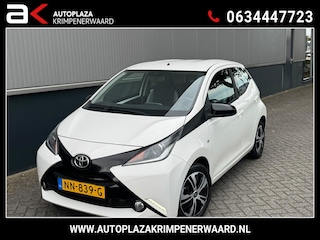 Toyota Aygo 1.0 VVT-i x-play camera nieuwe apk 70000+-km nap