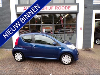 Peugeot 107 1.0-12V XR NIEUWE APK,AIRCO!