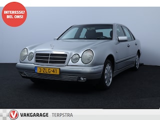 Mercedes-Benz E-klasse 280 Classic/ 6-Cilinder!/ Automaat/ Schuif-Kantel Dak!/ Cruise/ Airco/ Radio/ Elek.Pakket/ Metalic lak/ C.V.Afstand.