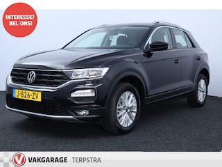 Volkswagen T-Roc 1.5 TSI Style Business/ Trekhaak/ Elek. Kofferklep/ Apple + Android/ DAB+/ Navi/ Airco/ Adaptive Cruise/ Lane-Assist./ Elek. pakket/ Isofix/ Bluetooth/ Multi. LEDER. Stuur/ 16'' LMV/ Mistl./ PDC/ LED Dagrijverl.