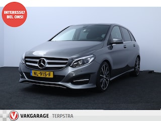 Mercedes-Benz B-klasse 180 Business Solution/ Trekhaak/ 18'' LMV/ LED Koplampen/ Camera/ Keyless-GO/ Stoelverw./ Zwarte-Hemel/ Sportstoelen/ Navi/ Bluetooth/ Multi. Sportstuur/ PDC V+A/ Chroom/ Extra getint glas.