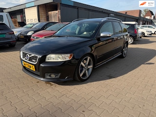 Volvo V50 2.4 D5 Momentum