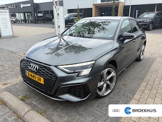 Audi A3 Sportback 40 TFSI e Business edition l S-Line in en Extr. l B&O Sound l Side Assist l Alcantara l Pano Dak l Camera l Elektr. Stoel l Afn. Trekhaak l Stoelverwarming l