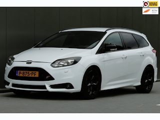 Ford Focus Wagon 2.0 EcoBoost ST-3 Carplay Recaro Lane Navi Xenon Sony