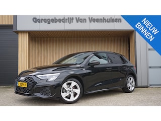 Audi A3 Sportback 35 TFSI 150pk 2x S-Line *Black Optik* LED A-Camera 17inch LM Stoelverwarming *NL auto* 12546km! 1e Eigenaar!