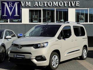 Toyota Proace City Proace City L1 Electric Team D SOH: 100% | VAN: 29.900,- VOOR: 26.877,- UW HERFSTVOORDEEL: 3.023,- euro | RIJKLAARPRIJS incl. TOYOTA GARANTIE